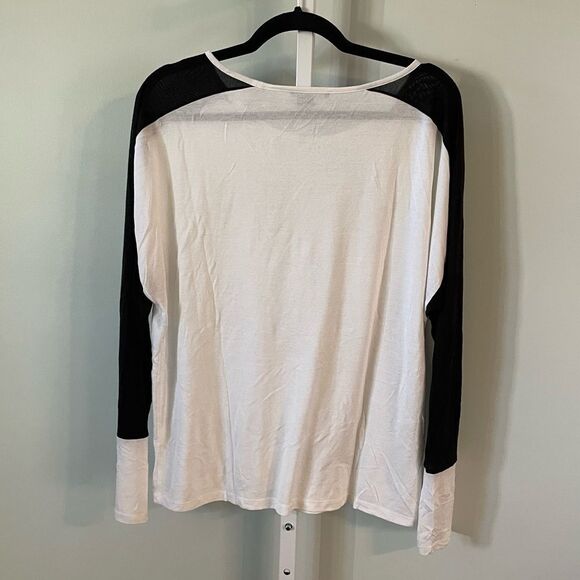 Vince Black & White Long Sleeve Thin Sweater - Picture 4 of 4